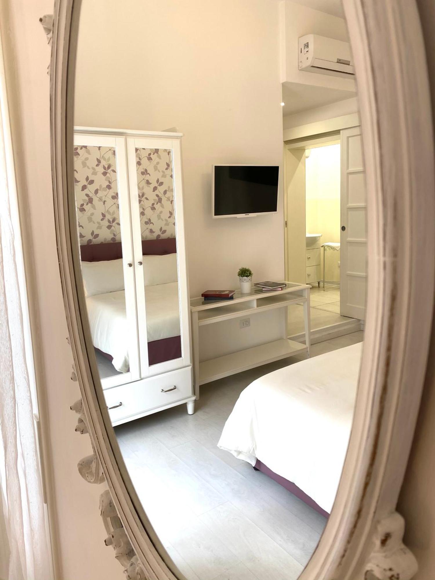 Dai 3 Santi Bed & Breakfast Lecce Exterior photo